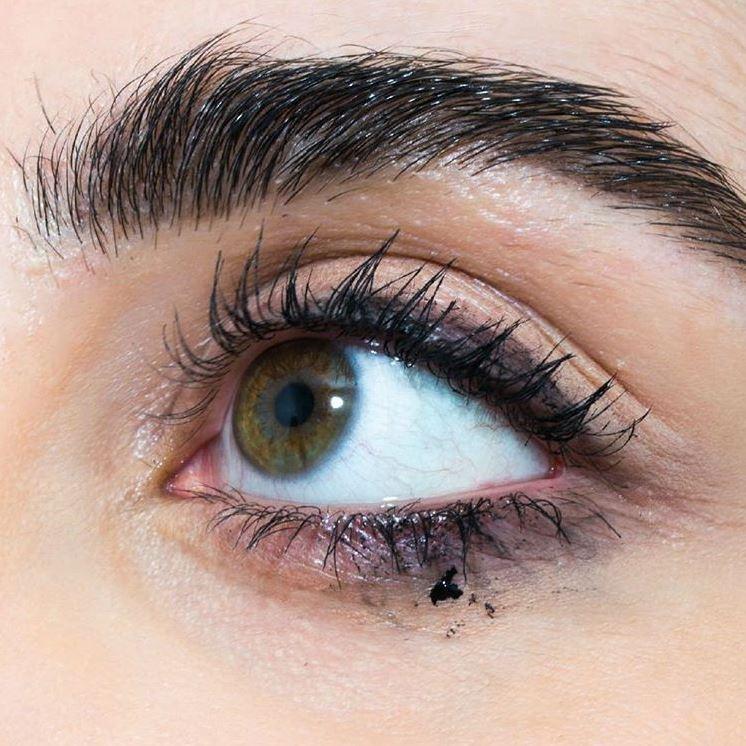 كيف تتخلّصين من مشاكل إطلالاتكِ في الشتاء؟ النهار